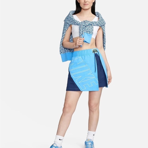 Nike Dresses & Skirts - Vintage retro Nike tennis golf dress Y2K funky waterproof skirt